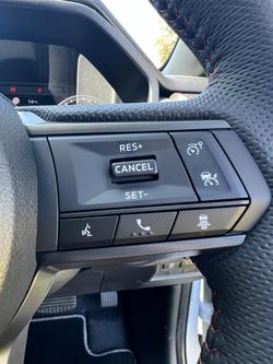 2026 Mitsubishi Triton GSR MV MY26 4X4 Dual Range White Diamond
