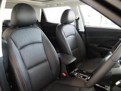 2025 Mahindra XUV3XO AX7L Anniversary Edition