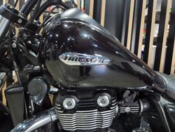 2011 Triumph THUNDERBIRD Black