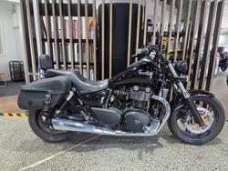 Triumph Thunderbird
