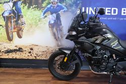2025 CFMOTO MT EXPLORE Black