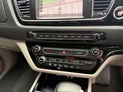 2019 Kia Carnival SLi