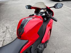 2015 Honda CBR1000RR (FIREBLADE)