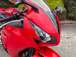 2015 Honda CBR1000RR (FIREBLADE)