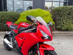 2015 Honda CBR1000RR (FIREBLADE)