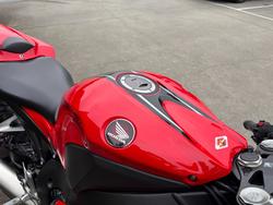 2015 Honda CBR1000RR (FIREBLADE)