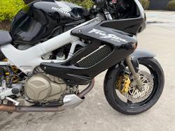2006 Honda VTR1000F (FIRESTORM) Black
