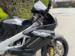 2006 Honda VTR1000F (FIRESTORM) Black