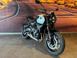 2026 Triumph Trident 660 Trident White