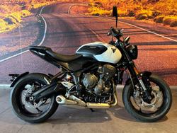 Triumph Trident 660