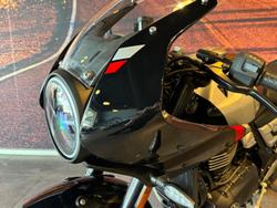 2026 Triumph Thruxton 400 Thruxton Black