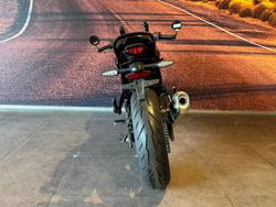 2026 Triumph Thruxton 400 Thruxton Black
