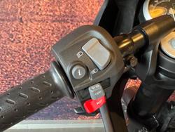 2026 Triumph Thruxton 400 Thruxton Black
