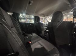 2023 Mitsubishi Outlander LS