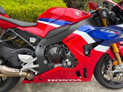 2025 Honda CBR1000RR-R SP (FIREBLADE) ABS Red