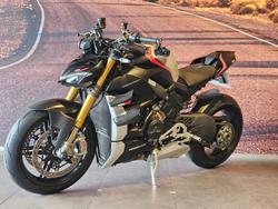 2022 Ducati Streetfighter V4 SP Streetfighter Black