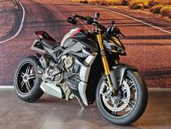 2022 Ducati Streetfighter V4 SP Streetfighter Black