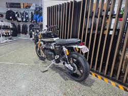 2026 Triumph BONNEVILLE SPEED TWIN 1200 RS Black
