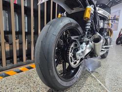 2026 Triumph BONNEVILLE SPEED TWIN 1200 RS Black