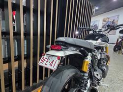 2026 Triumph BONNEVILLE SPEED TWIN 1200 RS Black