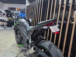 2024 Kawasaki Z1000 GREY