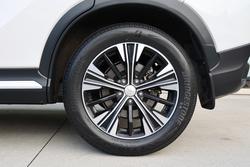 2017 MITSUBISHI
ECLIPSE CROSS EXCEED (2WD)