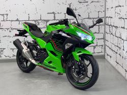 Kawasaki Ninja 400 (EX400G)