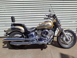 1999 Yamaha V-Star XVS1100 Custom V-Star Gold