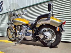 1999 Yamaha V-Star XVS1100 Custom V-Star Gold