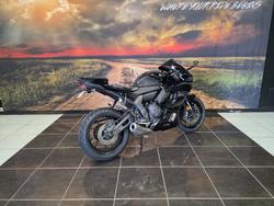 2024 Yamaha YZF-R7LA BLACK