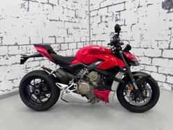 2021 Ducati Streetfighter V4 Streetfighter Red