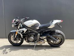 2020 Triumph Street Triple S 660 LAMS Street Triple White