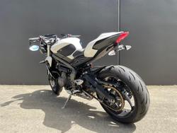 2020 Triumph Street Triple S 660 LAMS Street Triple White