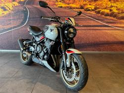 2026 Triumph Trident 800 Trident Grey