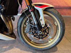 2026 Triumph Trident 800 Trident Grey