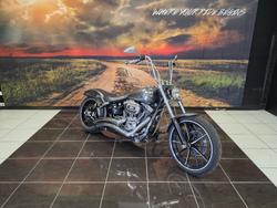 2014 HARLEY-DAVIDSON FXSB SOFTAIL BREAKOUT BLACK