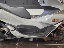2024 Honda PCX125 SILVER
