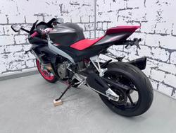 2021 Aprilia RS 660 RS Black