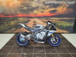 Yamaha YZF-R1 M