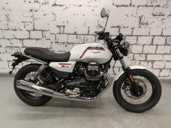 2025 Moto Guzzi V7 Special Special White