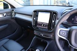 2026 Volvo XC40 Ultra B4 Dark
