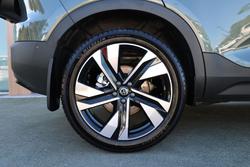 2026 Volvo XC40 Ultra B4 Dark