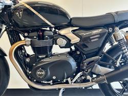 2026 Triumph Speed Twin 1200 TFC Speed Twin Gold