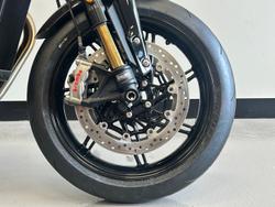 2026 Triumph Speed Twin 1200 TFC Speed Twin Gold