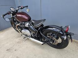 2018 Triumph Bonneville Bobber Bobber Burgundy