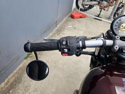 2018 Triumph Bonneville Bobber Bobber Burgundy