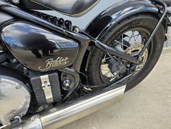 2018 Triumph Bonneville Bobber Bobber Burgundy
