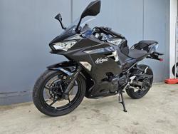 2021 Kawasaki Ninja 400 (EX400G) Ninja Grey