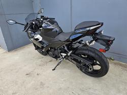 2021 Kawasaki Ninja 400 (EX400G) Ninja Grey