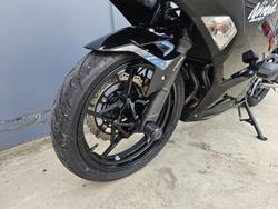 2021 Kawasaki Ninja 400 (EX400G) Ninja Grey